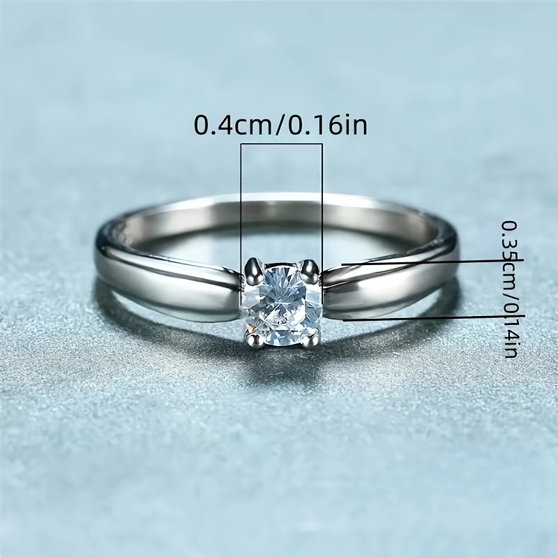 Round Zirconia Engagement Ring for Her